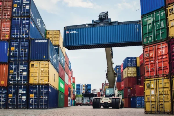 Logística no Porto de Santos